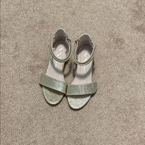 Nina Sparkly Gold Kids Dress Shoes size 13